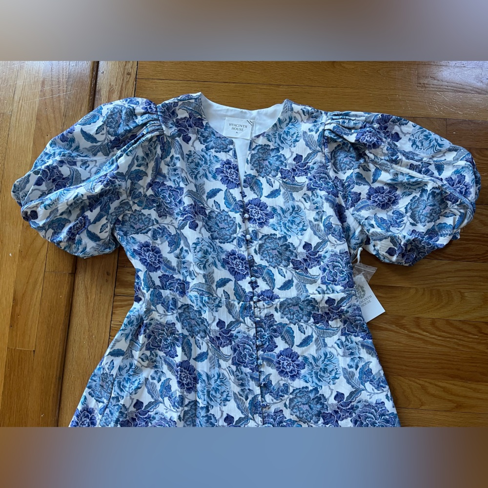 NWT Hyacinth House Blue Floral Puff-Sleeve Midi Dress - Picture 5 of 9